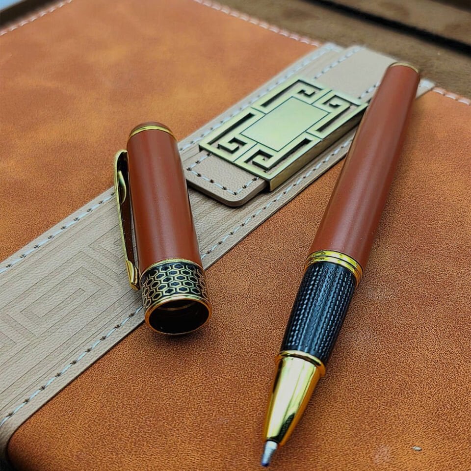 Öğretmenler Gününe Hediyelik - Defter - Kalem Kurumsal Hediye Seti