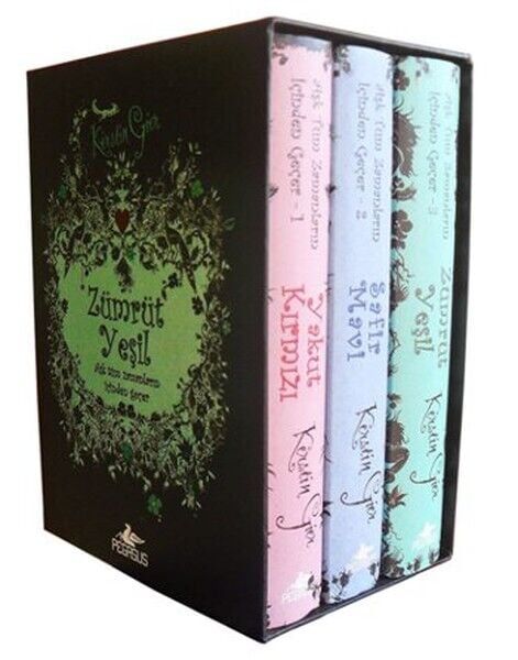 Aşk Tüm Zamanların İçinden Geçer Serisi Kutulu 3 Kitap